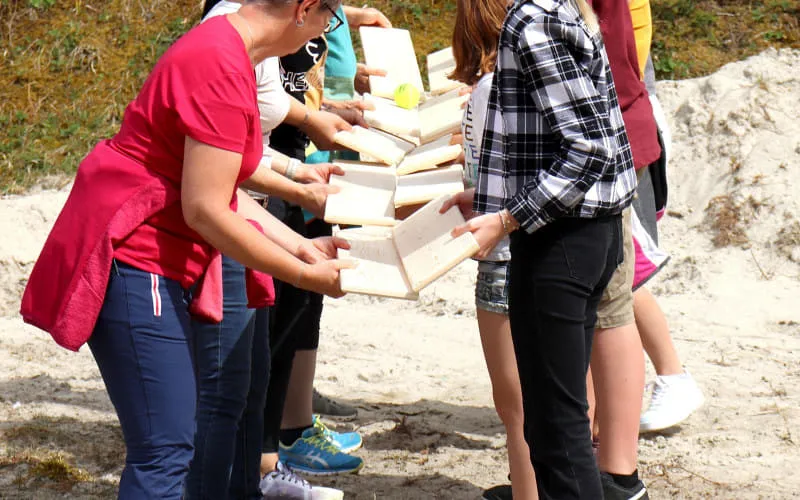 schnelles_brett_team_building2.jpg